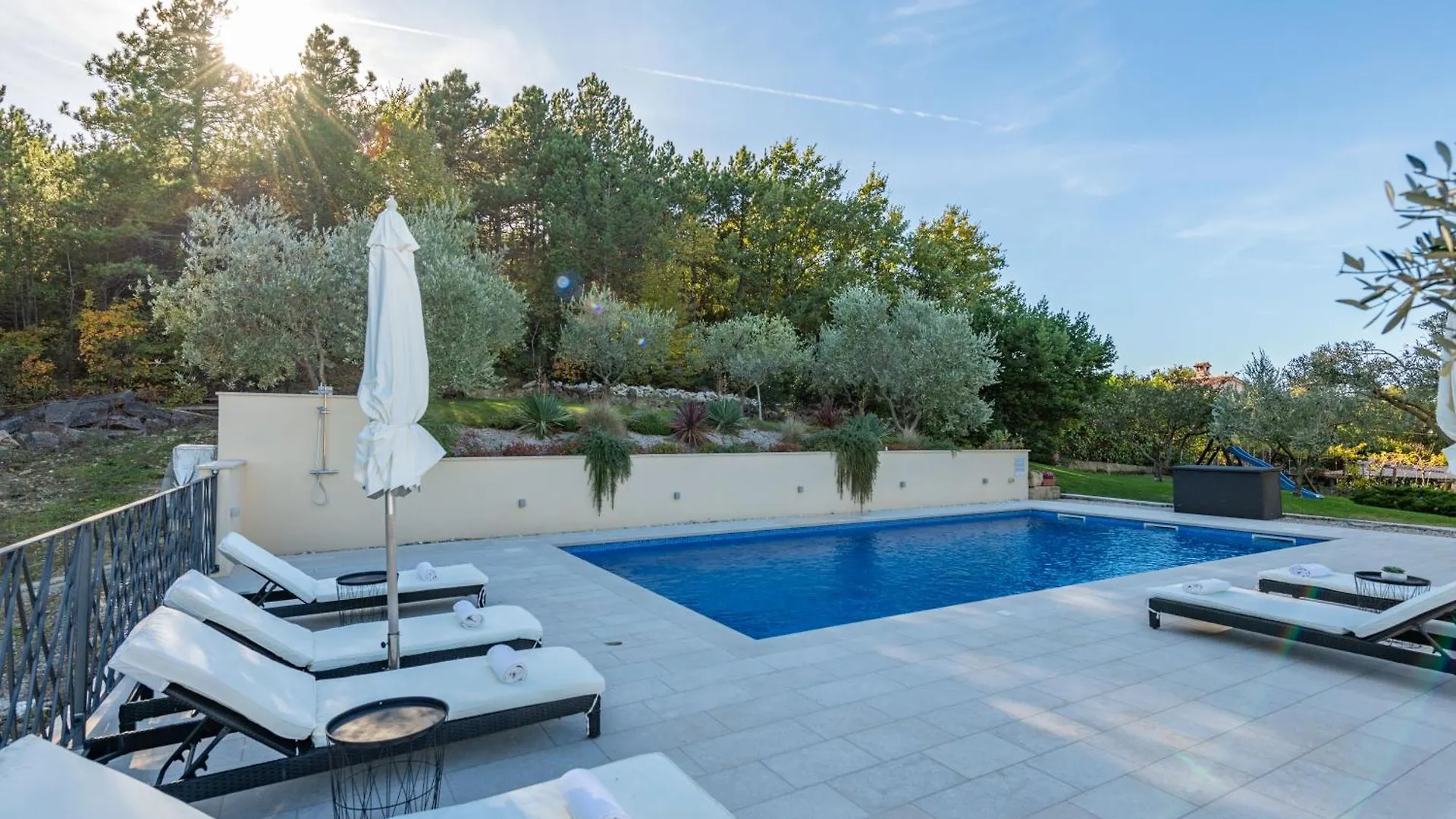 Villa Viktor, A Wonderful Rustic Villa Close To The Beach Krapan