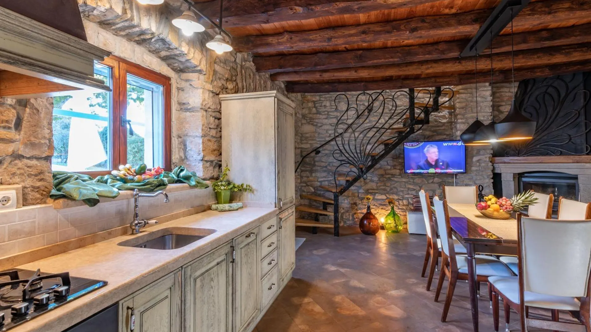 Villa Viktor, A Wonderful Rustic Villa Close To The Beach Krapan