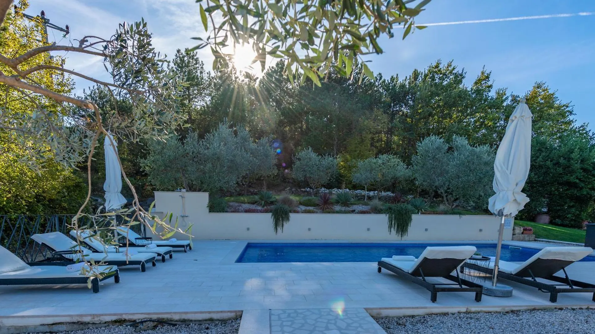 Villa Viktor, A Wonderful Rustic Villa Close To The Beach Krapan