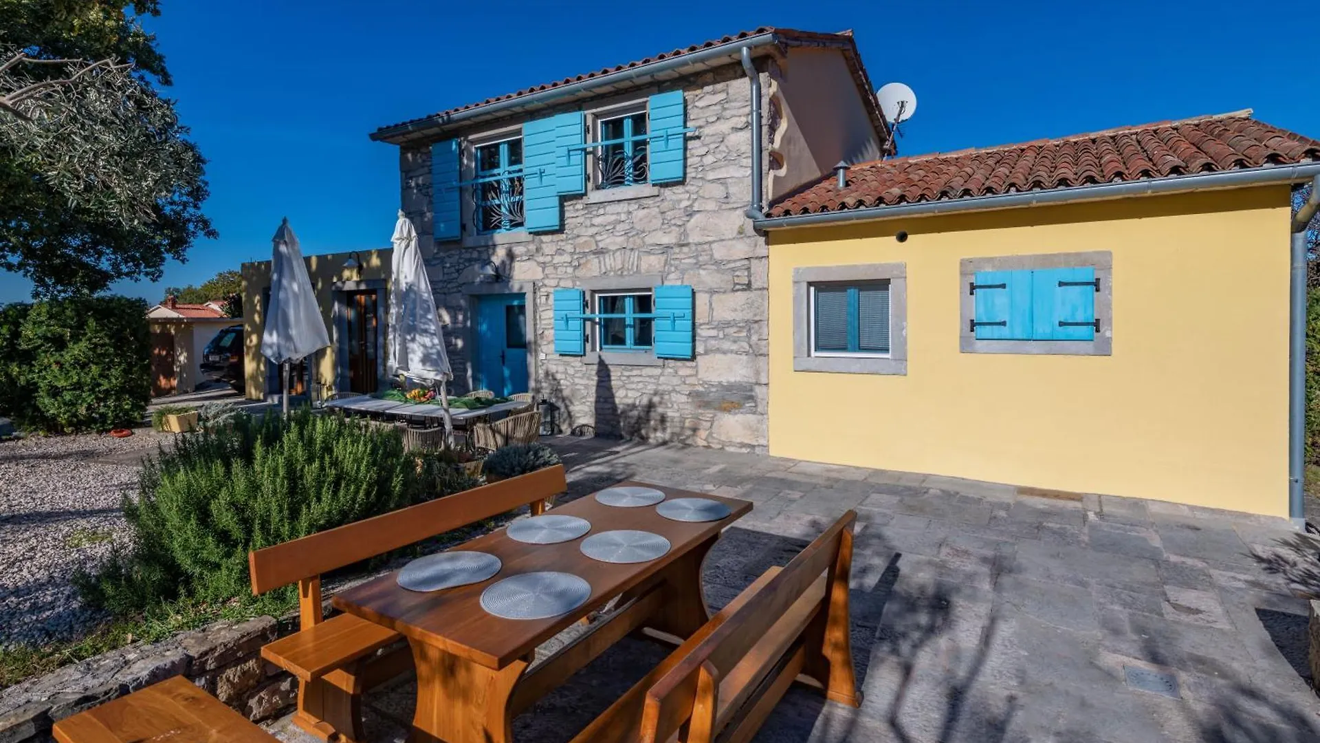 Villa Viktor, A Wonderful Rustic Villa Close To The Beach Krapan